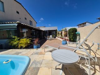 CASA COM 3 SUÍTES E EXCELENTE ACABAMENTO, LAURO DE FREITAS COM ENERGIA SOLAR