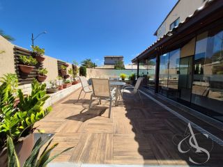 CASA COM 3 SUÍTES E EXCELENTE ACABAMENTO, LAURO DE FREITAS COM ENERGIA SOLAR