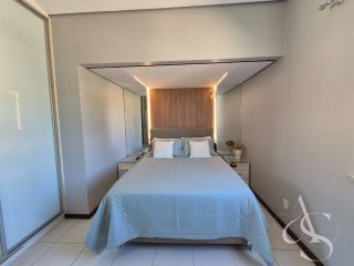 CASA COM 3 SUÍTES E EXCELENTE ACABAMENTO, LAURO DE FREITAS COM ENERGIA SOLAR