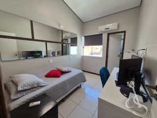 CASA COM 3 SUÍTES E EXCELENTE ACABAMENTO, LAURO DE FREITAS COM ENERGIA SOLAR