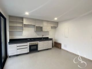 Cobertura Duplex Nascente com 3 Suítes a 250m da Praia – Vilas do Atlântico