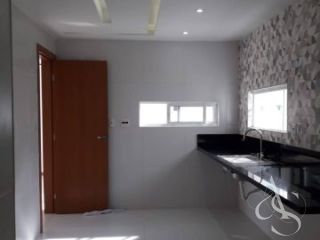 Casa Nascente com 3 Suítes em Condomínio Clube – Abrantes | Camaçari/BA