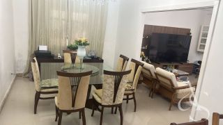 Casa 5 Quartos Porteira Fechada no Centro de Lauro de Freitas – 370m²