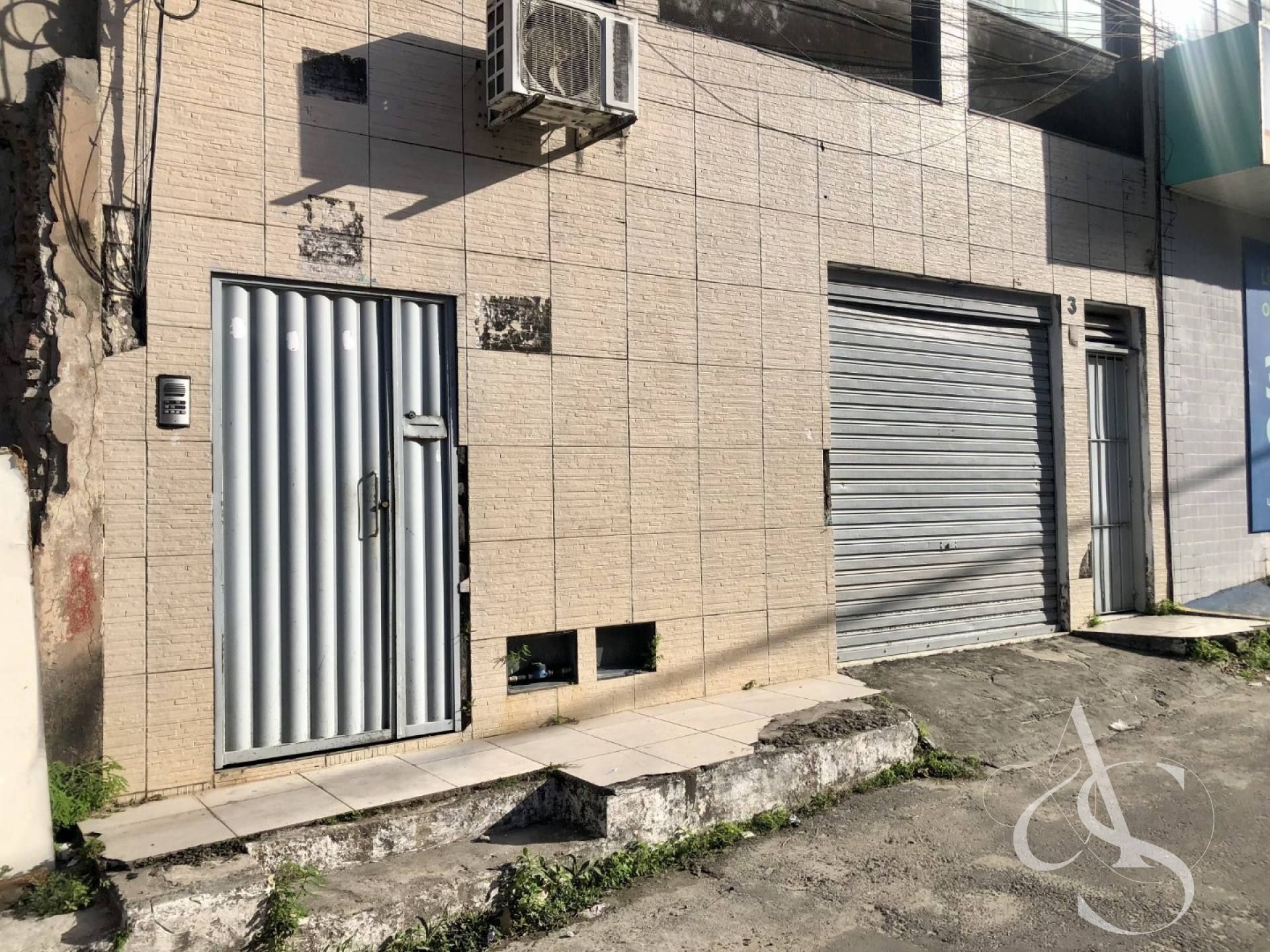 Casa 2/4 com Suíte, Reformada e Nascente no Portão – Lauro de Freitas