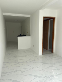 Village à Venda em Ipitanga | Próximo ao Calçadão de Villas | Pronto para Morar