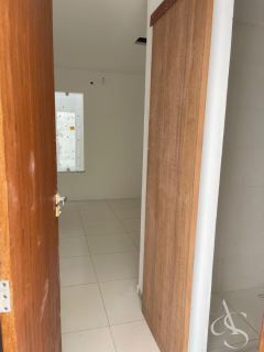 Village à Venda em Ipitanga | Próximo ao Calçadão de Villas | Pronto para Morar