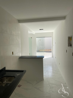 Village à Venda em Ipitanga | Próximo ao Calçadão de Villas | Pronto para Morar