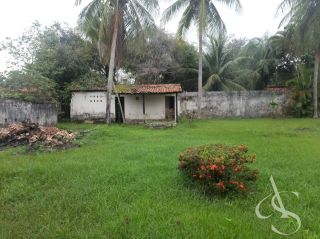 Casa Estilo Sítio com 1.000m², Piscina e Anexo – Condomínio Chácaras do Jauá – R$ 470.000