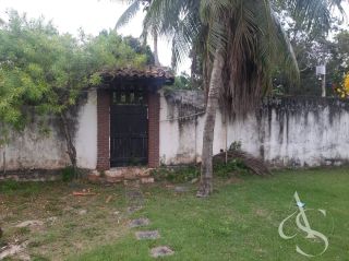 Casa Estilo Sítio com 1.000m², Piscina e Anexo – Condomínio Chácaras do Jauá – R$ 470.000