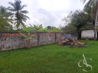 Casa Estilo Sítio com 1.000m², Piscina e Anexo – Condomínio Chácaras do Jauá – R$ 470.000