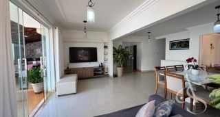 Casa Duplex 5 Quartos com Piscina Privativa – Condomínio Fechado na Praia do Flamengo