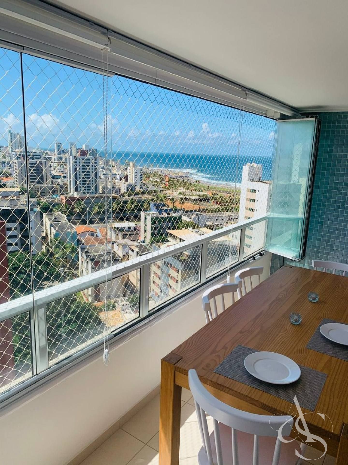 Apartamento 4/4 com 3 Suítes, 142m², Andar Alto – Caminho das Árvores