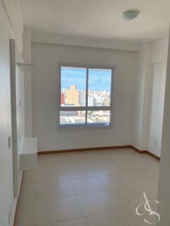 Apartamento 4/4 com 3 Suítes, 142m², Andar Alto – Caminho das Árvores