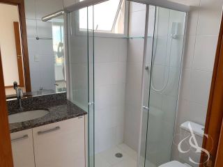 Apartamento 4/4 com 3 Suítes, 142m², Andar Alto – Caminho das Árvores