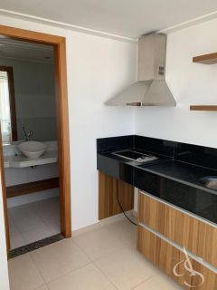 Apartamento 4/4 com 3 Suítes, 142m², Andar Alto – Caminho das Árvores