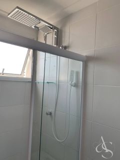 Apartamento 4/4 com 3 Suítes, 142m², Andar Alto – Caminho das Árvores