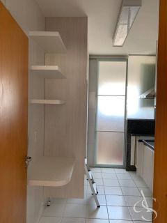 Apartamento 4/4 com 3 Suítes, 142m², Andar Alto – Caminho das Árvores