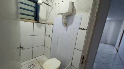 CASA DE MADEIRA NA VILA DE FURNAS