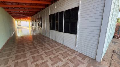 CASA DE MADEIRA NA VILA DE FURNAS