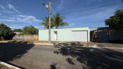 CASA DE MADEIRA NA VILA DE FURNAS