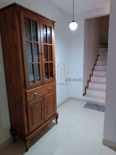 Ampla Casa em Condomínio à Venda – 4 Quartos, 3 Suítes – Próximo à Estrada do Coco | Abrantes