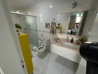EXCELENTE COBERTURA com 4 suítes em Condomínio, em Pitagueiras