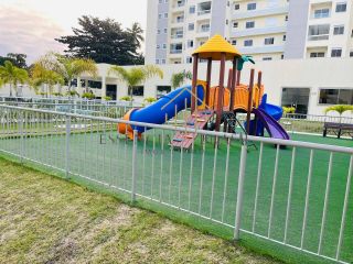 EXCELENTE APARTAMENTO novo em Buraquinho, a 5 minutos da praia