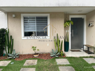 EXCELENTE CASA DUPLEX 3 quartos a 650 metros da Praia de Ipitanga