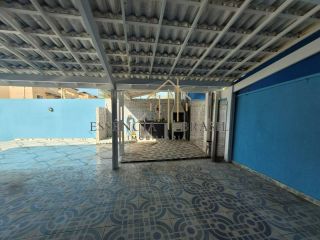 EXCELENTE CASA TRIPLEX em Condomínio na Praia do Flamengo, em Stella Maris