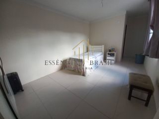 EXCELENTE CASA DUPLEX com 4 suítes em Condomínio, no Caji