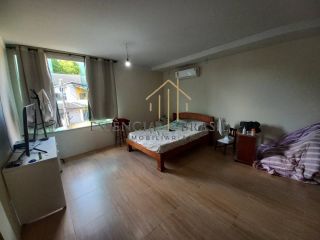 EXCELENTE CASA DUPLEX com 4 suítes em Condomínio, no Caji