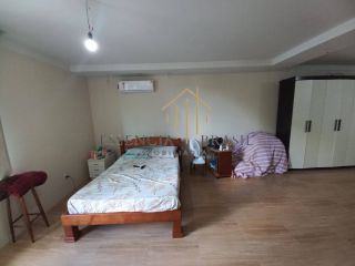 EXCELENTE CASA DUPLEX com 4 suítes em Condomínio, no Caji
