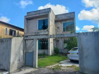 EXCELENTE CASA DUPLEX com 4 suítes em Condomínio, no Caji