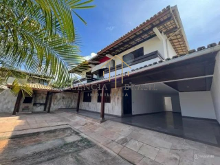 EXCELENTE CASA 5 quartos próximo à 2ª portaria de Vilas do Atlântico