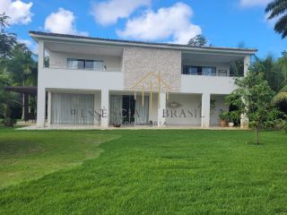 EXCELENTE CASA DUPLEX em Condomínio Clube, em Lauro de Freitas
