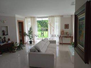 EXCELENTE CASA DUPLEX em Condomínio Clube, em Lauro de Freitas