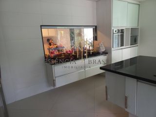 EXCELENTE CASA DUPLEX em Condomínio Clube, em Lauro de Freitas