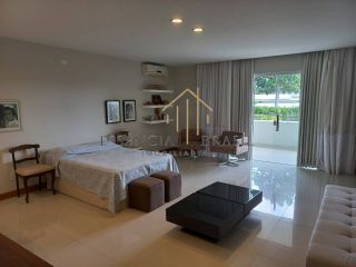 EXCELENTE CASA DUPLEX em Condomínio Clube, em Lauro de Freitas