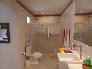 EXCELENTE CASA DUPLEX em Condomínio Clube, em Lauro de Freitas