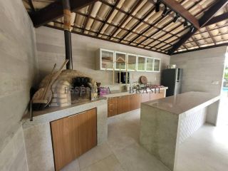 EXCELENTE CASA DUPLEX em Condomínio Clube, em Lauro de Freitas
