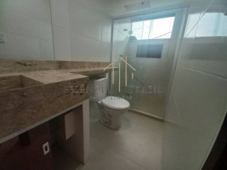 EXCELENTE CASA DUPLEX  a 5 minutos da Praia de Ipitanga