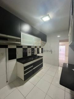 ÓTIMA CASA TRIPLEX 5 quartos a 600 metros da Praia de Ipitanga