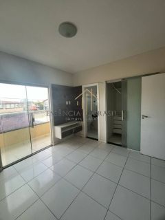 ÓTIMA CASA TRIPLEX 5 quartos a 600 metros da Praia de Ipitanga
