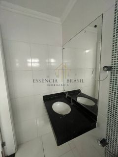 ÓTIMA CASA TRIPLEX 5 quartos a 600 metros da Praia de Ipitanga