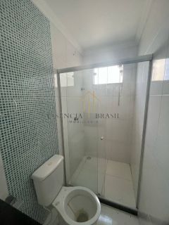 ÓTIMA CASA TRIPLEX 5 quartos a 600 metros da Praia de Ipitanga