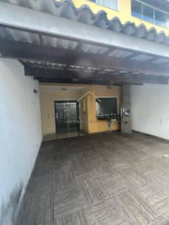 ÓTIMA CASA TRIPLEX 5 quartos a 600 metros da Praia de Ipitanga