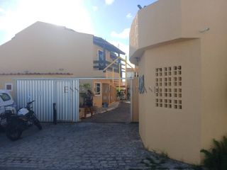 Casa de Condomínio Para Vender com 3 quartos no bairro Stella Maris em Salvador