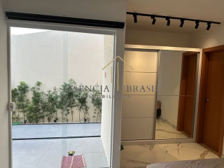 EXCELENTE CASA 3 suítes em condomínio a 5 minutos da Estrada do Côco