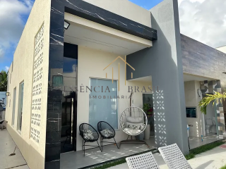 EXCELENTE CASA 3 suítes em condomínio a 5 minutos da Estrada do Côco