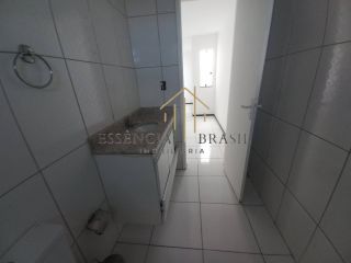 EXCELENTE CASA TRIPLEX com 4 suítes em condomínio, no Caji